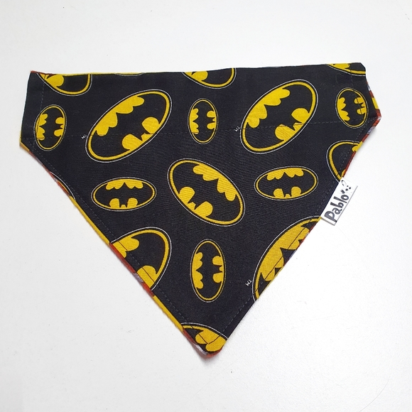 🐶 3 for $15 * Pablo Batman Reversible Over The Collar Dog Bandana - Picture 2 of 5